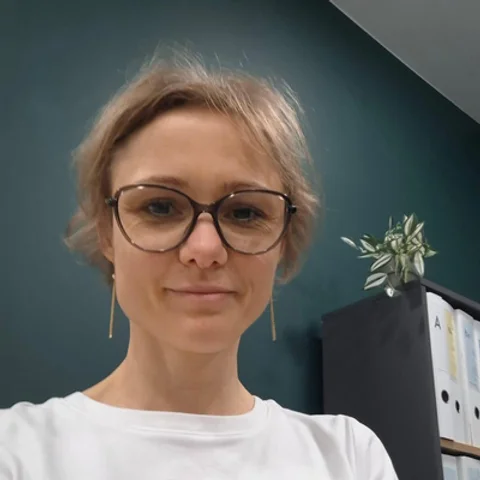Mgr Monika Koper